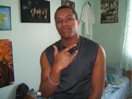 voila un brother a moi mr m2o menbre du 97sita sisi