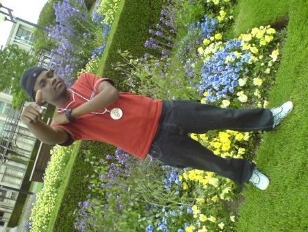 sisi c moi mm mr duccent avec la pose ki tue